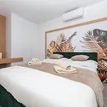 Luxury Sweet&shine Sea&city View Апартаменты Макарска