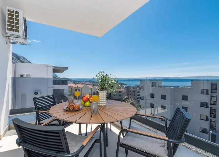 Апартаменти Luxury Sweet&shine Sea&city View Макарська